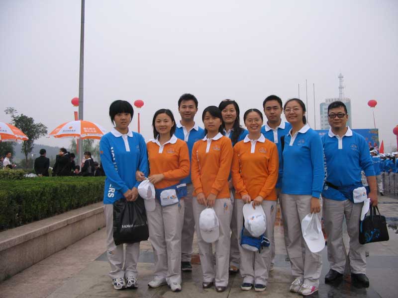 200910£̌ȪekһÇHι(ji)ώIУӢZ̎־Ը߻ӣӭӇH