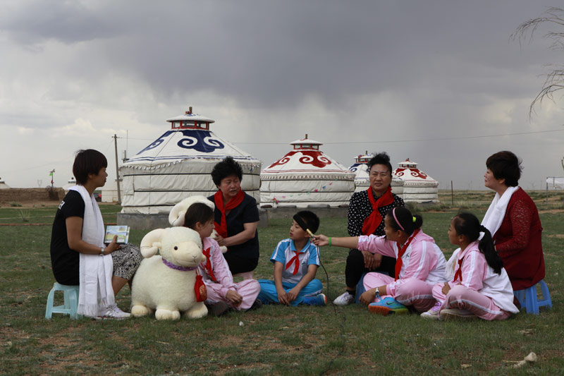 2014614W(xu)УǧԭУ̽LӢСõĹl(xing)L÷s