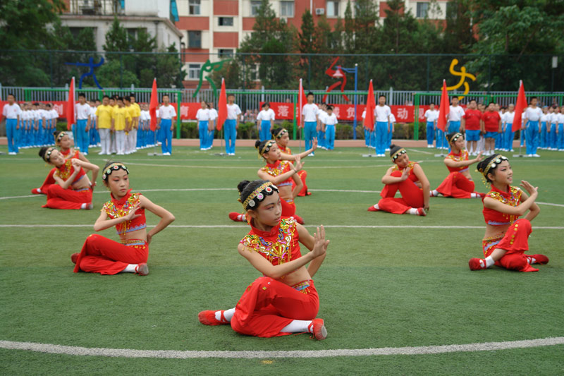 2012524гP(gun)СW(xu)ˇg(sh)չʾ