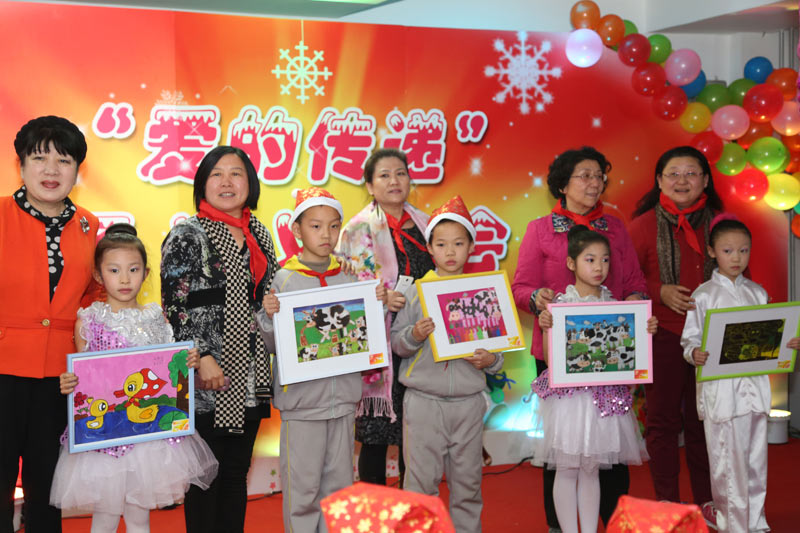 20131224l(xing)СeА۵Ăfxu鸣ԺӫI(xin)  ŮI(y)҅f(xi)P(gun)I(lng)(do)I(y)҂