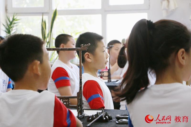 g(sh)W(xu)ԺٌW(xu)УnìF(xin) Ro/z