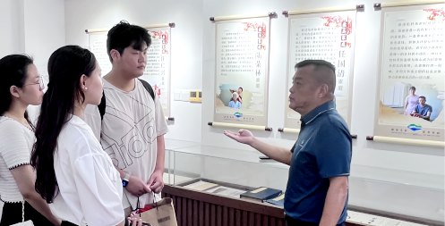 ϾWʷ£L힡`F_չ{лУD