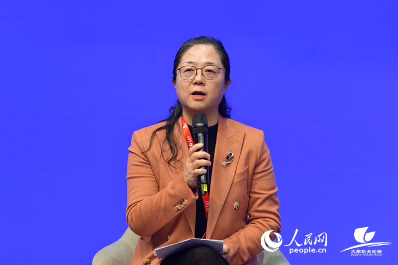 西安交通大學(xué)黨委常委、常務(wù)副校長(zhǎng)別朝紅發(fā)言。任峰濤 攝