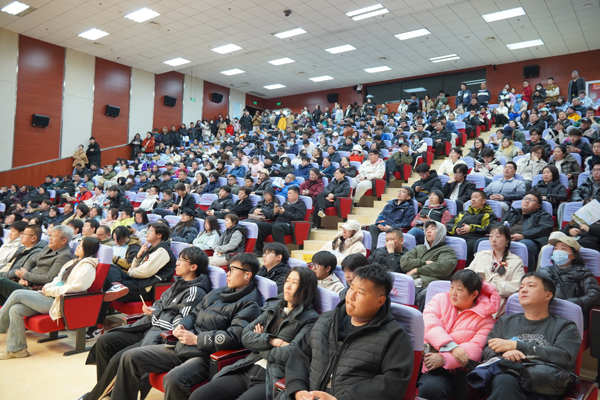 招生宣講在圖書館報(bào)告廳舉辦。北京科技職業(yè)大學(xué)供圖