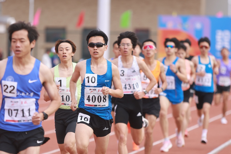 首都高等學(xué)校第63屆學(xué)生田徑運(yùn)動(dòng)會(huì)開幕。北京信息科技大學(xué)供圖