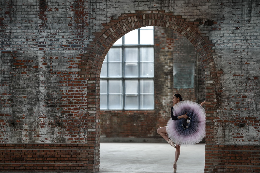 10月6日，游客在沈陽奉天工廠文創(chuàng)園內(nèi)拍照。