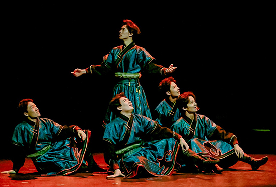 演出現(xiàn)場。學校供圖