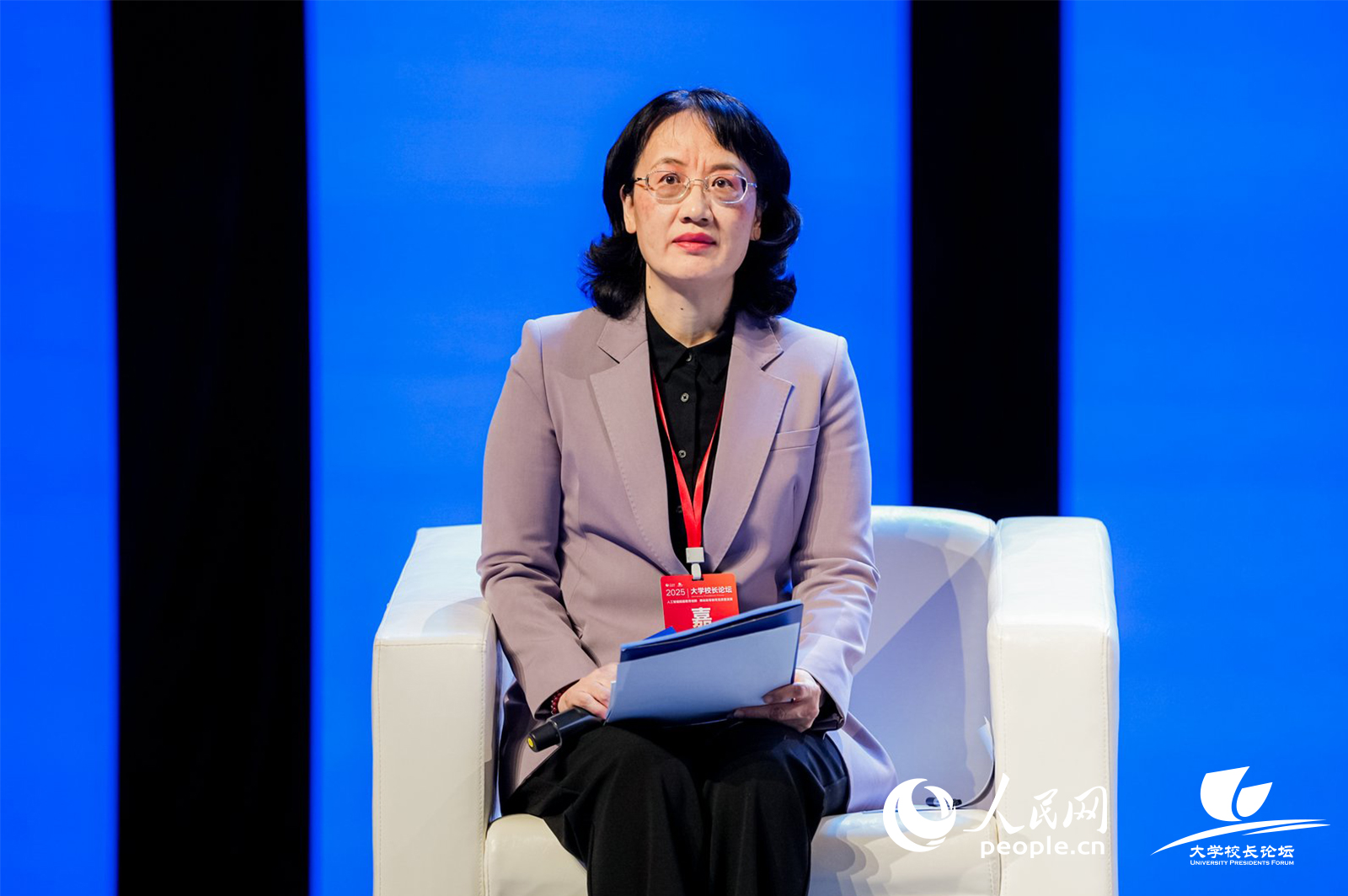 廣西師范大學副校長黃曉娟