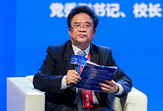 廣西醫(yī)科大學(xué)黨委副書記、校長曾志羽