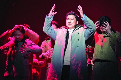 清華大學(xué)原創(chuàng)話劇《馬蘭花開》在港演出。新華社發(fā)