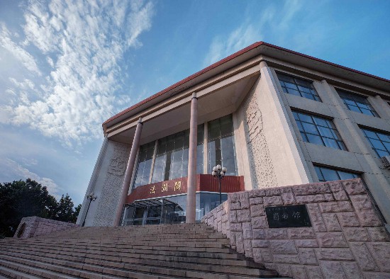 中國政法大學昌平校區(qū)圖書館
